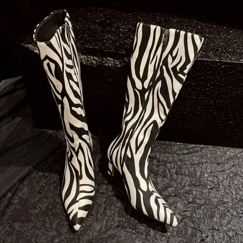 2023 Leopard Print Suede Calf  - Leatherwork Free Patterns recension och pris
