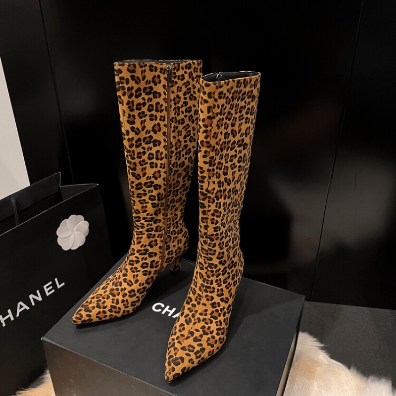 2023 Leopard Print Suede Calf  - Leatherwork Free Patterns recension och pris